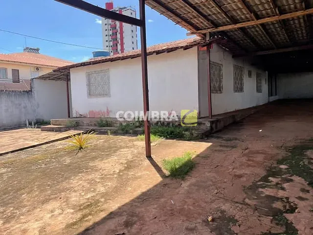 Casa com 750m² 4 quartos e 1 banheiro, à venda, no bairro Aeroporto Velho em Santarém