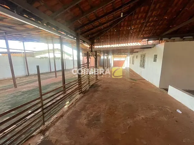 Casa com 750m² 4 quartos e 1 banheiro, à venda, no bairro Aeroporto Velho em Santarém