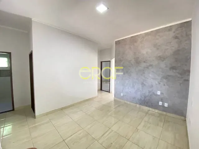 Casa com 300m² 3 quartos e 2 banheiros, à venda, no bairro Setor Bela Vista em Formosa