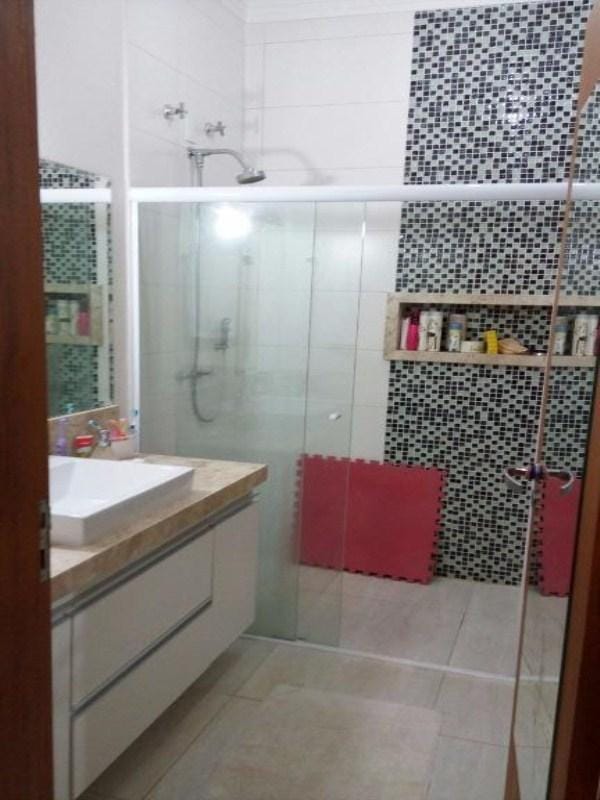 Casa, 4 quartos, 230 m² - Foto 9