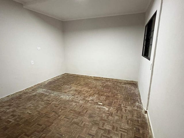 Casa com 200m² 4 quartos e 2 banheiros, à venda, no bairro Conjunto Habitacional Parque Itajaí em Campinas