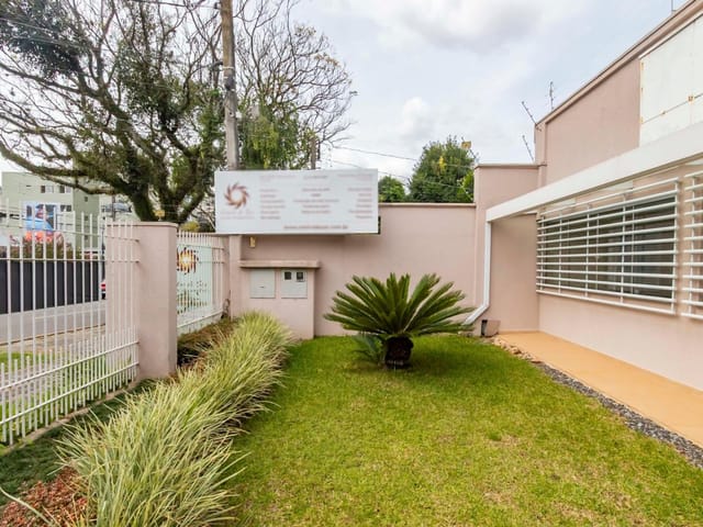 Casa com 616m² 15 quartos e 8 banheiros, à venda, no bairro Bigorrilho em Curitiba
