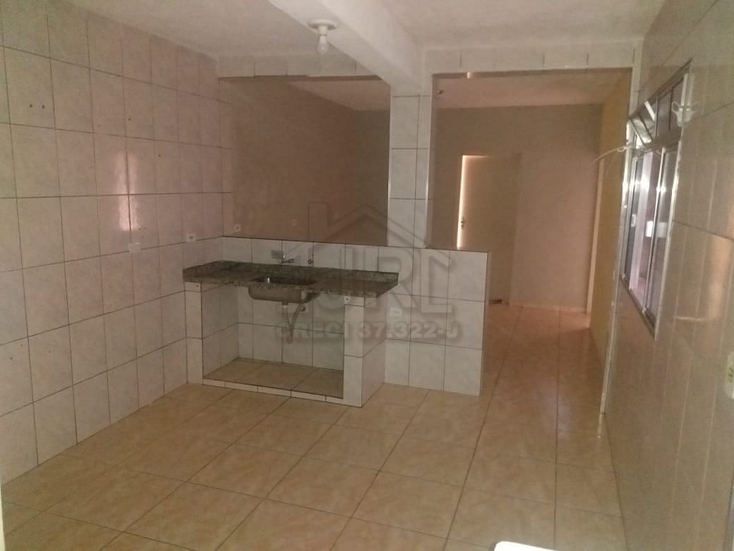 Casa, 2 quartos, 40 m² - Foto 1