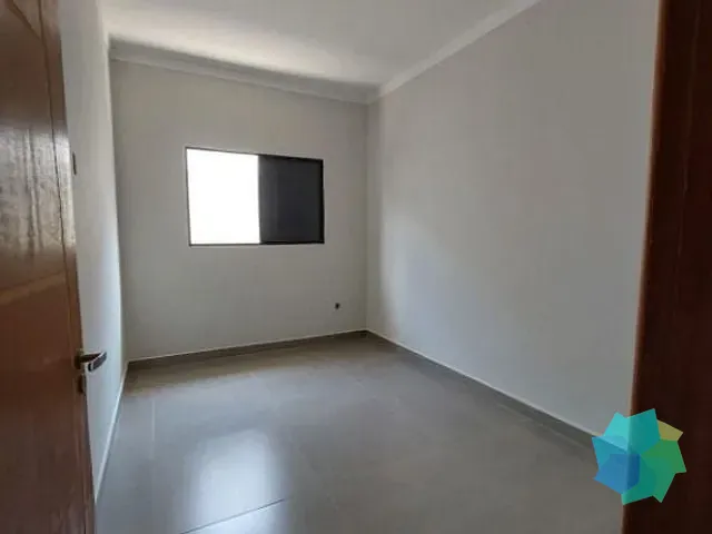 Casa com 176m² 3 quartos e 3 banheiros, à venda, no bairro Loteamento Terras de São Pedro e São Paulo em Salto