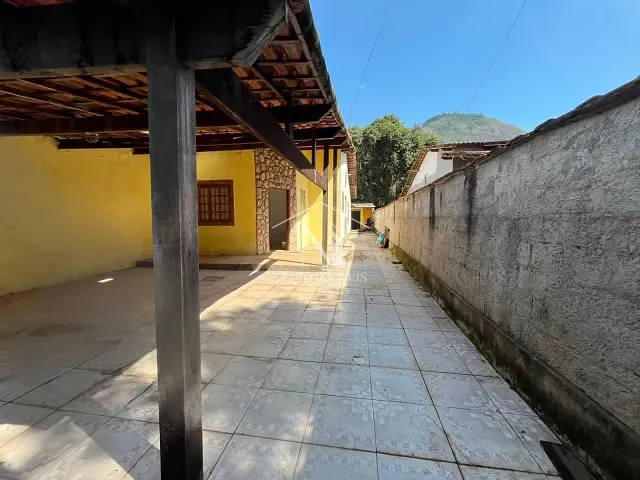 Casa 2 quartos e 1 banheiro, para alugar, no bairro São José do Imbassaí em Maricá