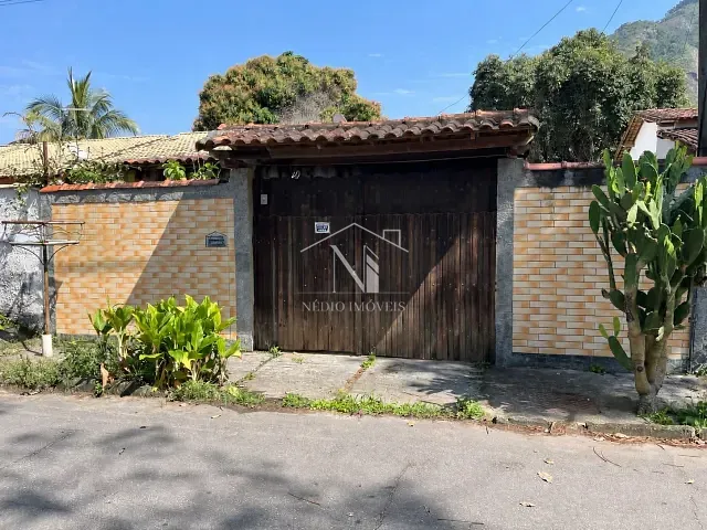 Casa 2 quartos e 1 banheiro, para alugar, no bairro São José do Imbassaí em Maricá