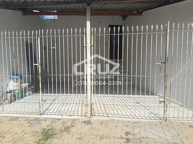 Casa 2 quartos e 1 banheiro, para alugar, no bairro Morro Grande em Caieiras