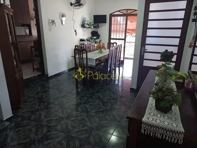 Casa com 1853m² 3 quartos e 2 banheiros, à venda, no bairro São Geraldo em Aparecida