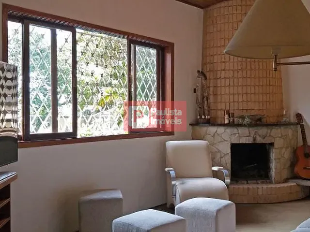 Casa com 1076m² 4 quartos e 3 banheiros, à venda, no bairro Vila Santo Antônio em Cotia