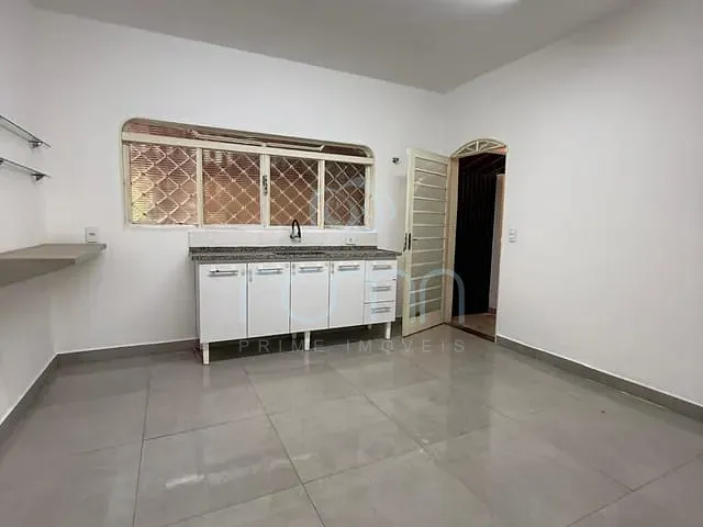 Casa 4 quartos e 1 banheiro, para alugar, no bairro Vila Ercília em São José do Rio Preto