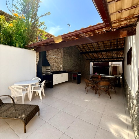 Casa com 230m² 4 quartos e 3 banheiros, à venda, no bairro Braga em Cabo Frio