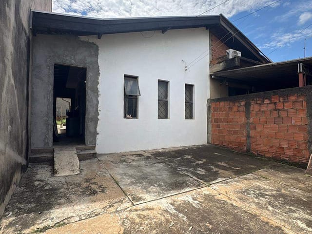 Casa 2 quartos e 1 banheiro, à venda, no bairro Jardim Santa Eliza em Americana