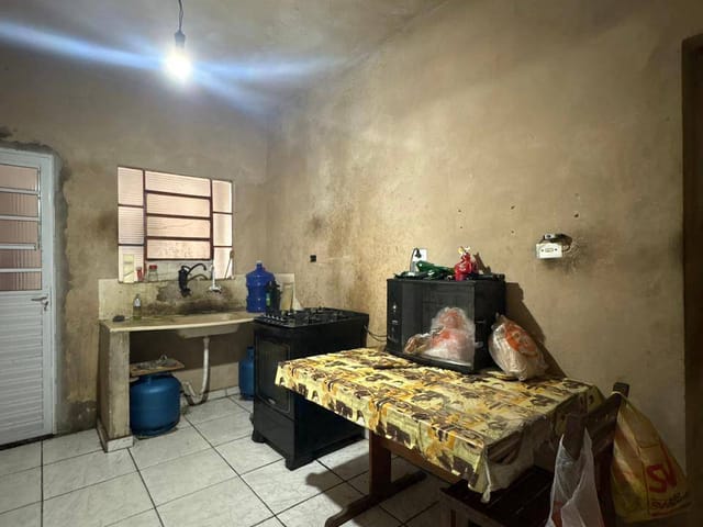 Casa 2 quartos e 1 banheiro, à venda, no bairro Jardim Santa Eliza em Americana