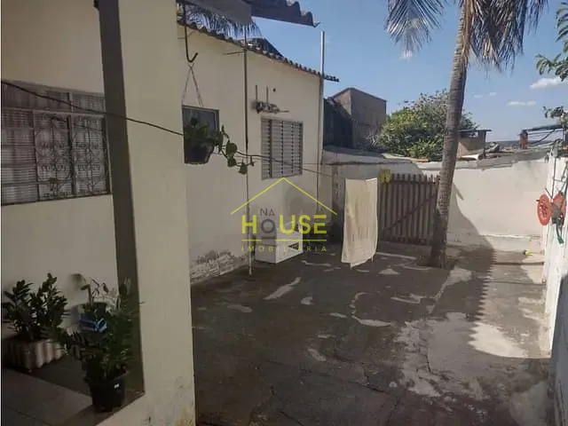 Casa com 324m² 2 quartos e 1 banheiro, à venda, no bairro Jardim Bom Clima em Votuporanga