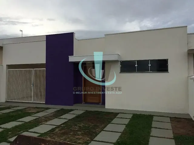 Casa com 308m² 3 quartos e 4 banheiros, à venda ou para alugar, no bairro Jardim dos Flamboyants em Araraquara