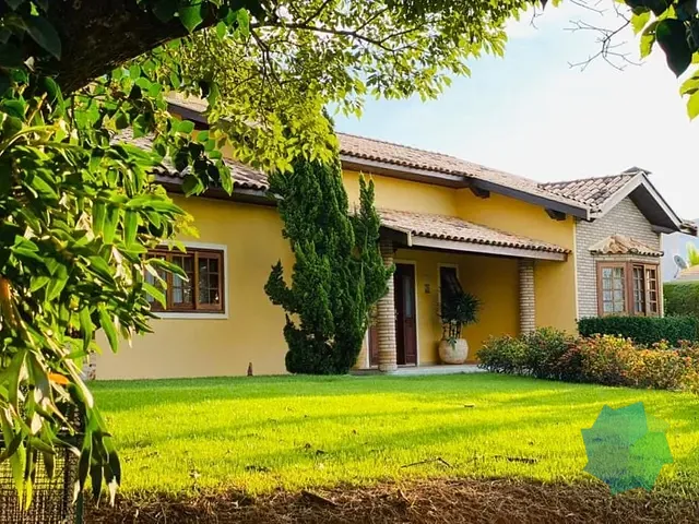 Casa com 1715m² 4 quartos e 5 banheiros, à venda, no bairro Condomínio Haras Paineiras em Salto