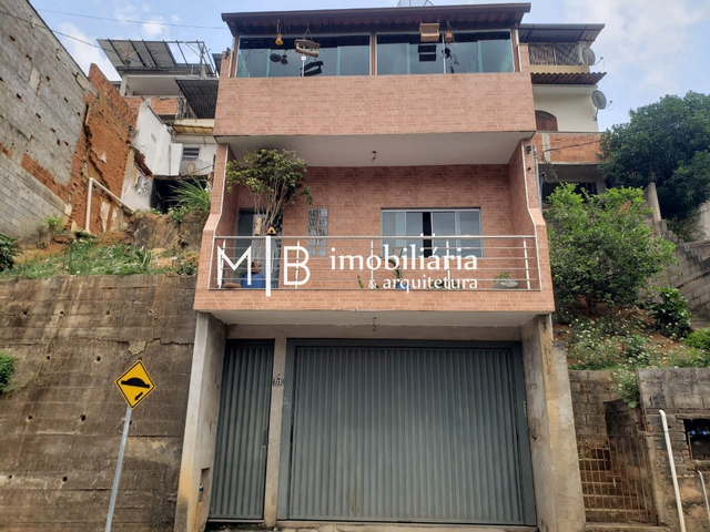 Casa 2 quartos e 3 banheiros, à venda, no bairro Granjaria em Cataguases