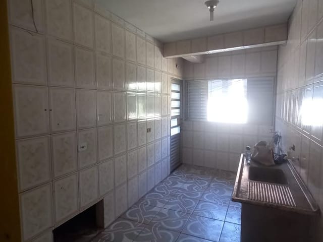 Casa com 40m² 2 quartos e 1 banheiro, para alugar, no bairro Parque Novo Santo Amaro em São Paulo