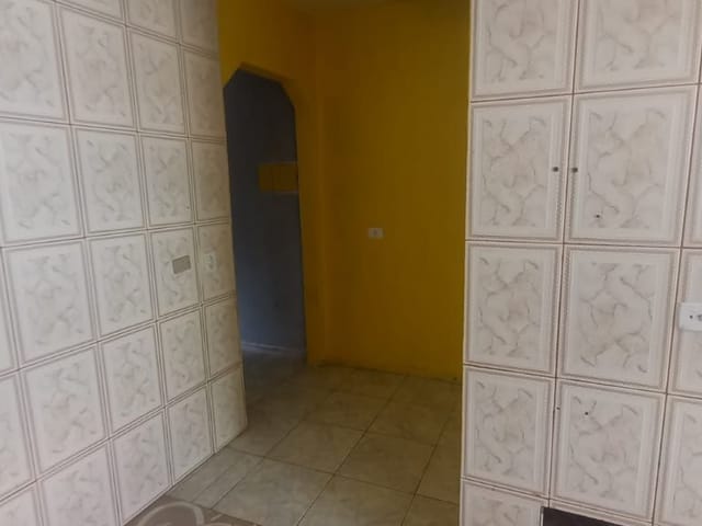 Casa com 40m² 2 quartos e 1 banheiro, para alugar, no bairro Parque Novo Santo Amaro em São Paulo