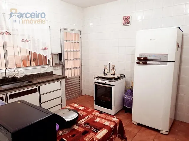 Sobrado com 350m² 4 quartos e 3 banheiros, à venda, no bairro Vila Brasil em São Paulo