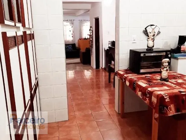 Sobrado com 350m² 4 quartos e 3 banheiros, à venda, no bairro Vila Brasil em São Paulo