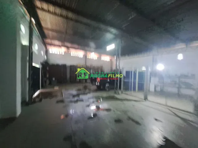Casa com 1800m², à venda, no bairro Lorival Parente em Teresina