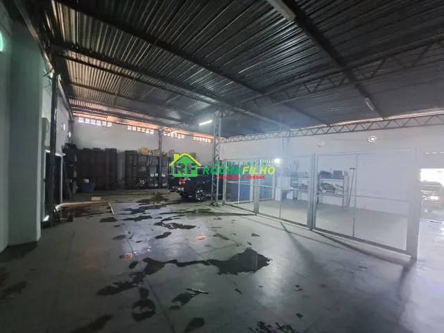 Casa com 1800m², à venda, no bairro Lorival Parente em Teresina