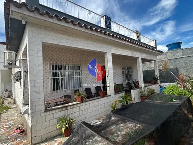 Casa 3 quartos e 3 banheiros, à venda, no bairro Jardim da Paz (Praia de Mauá) em Magé