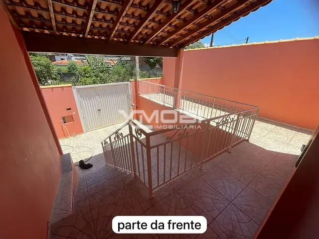 Casa com 300m² 2 quartos e 2 banheiros, à venda, no bairro Vila Ypê em Jarinu