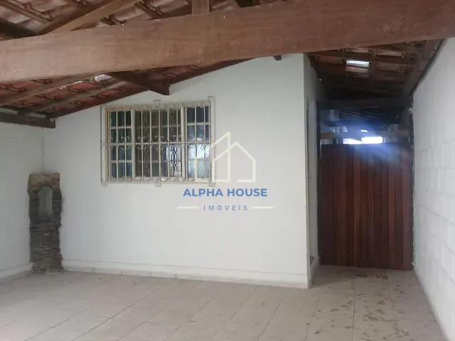 Casa 2 quartos e 1 banheiro, à venda, no bairro Comercial e Residencial Jardim Mariana em Pindamonhangaba