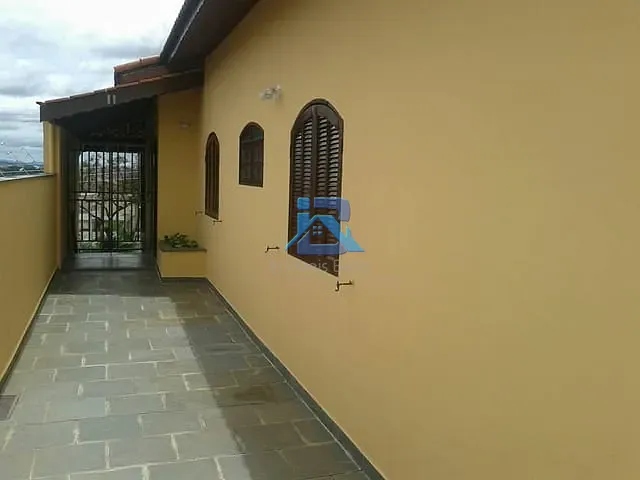 Casa com 240m² 3 quartos e 2 banheiros, para alugar, no bairro Bairro do Engenho em Itatiba