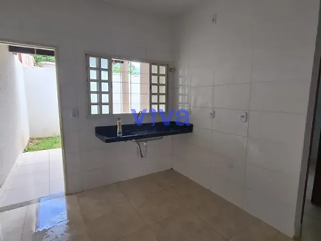 Casa 3 quartos e 2 banheiros, à venda, no bairro Papillon Park em Aparecida de Goiânia