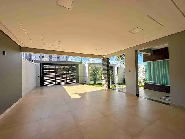 Casa com 440m² 3 quartos e 4 banheiros, à venda, no bairro Jardim São Pedro em Apucarana