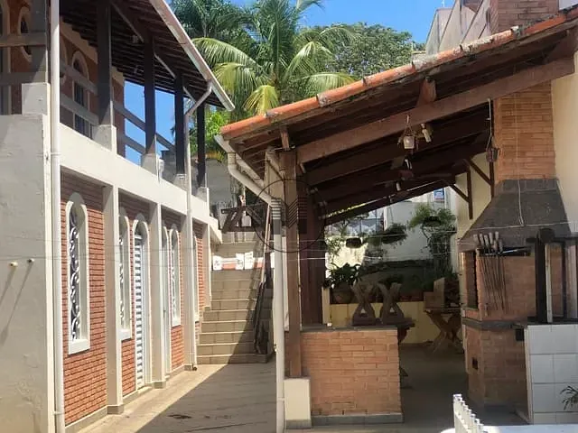 Casa com 700m² 5 quartos e 5 banheiros, à venda, no bairro Portal das Colinas em Guaratinguetá