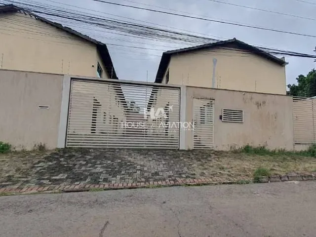 Sobrado 3 quartos e 3 banheiros, à venda, no bairro Setor Faiçalville em Goiânia