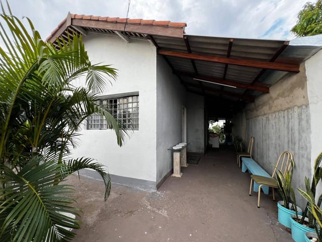 Casa com 288m² 2 quartos e 1 banheiro, à venda, no bairro Parque Valença I em Campinas
