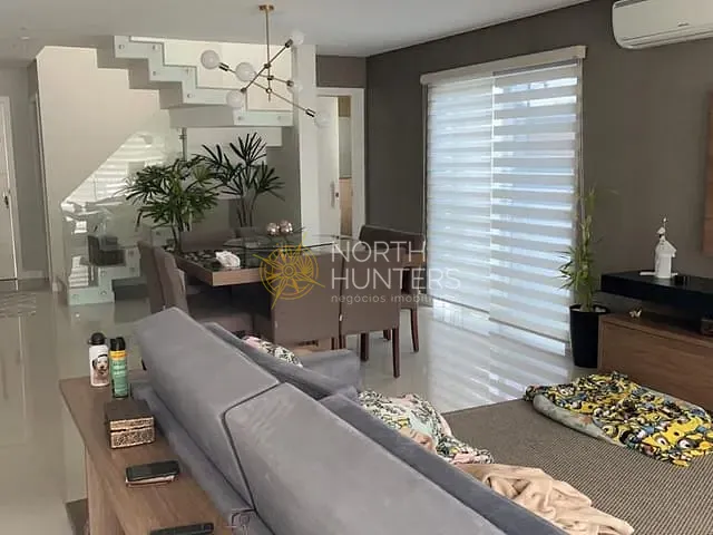 Casa com 371m² 3 quartos e 4 banheiros, à venda, no bairro Vargem Grande em Florianópolis