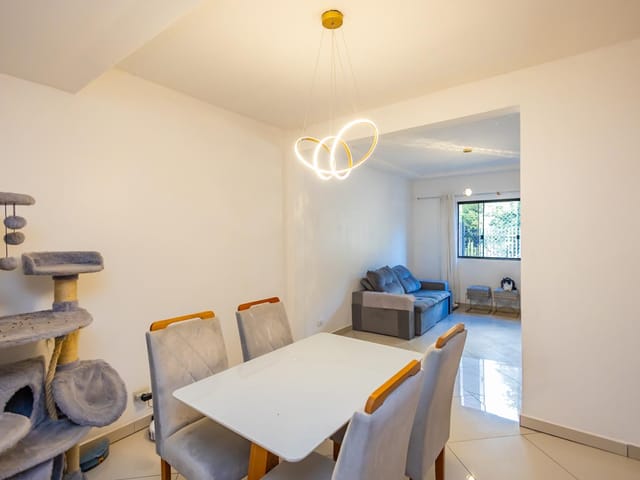 Casa com 133m² 3 quartos e 3 banheiros, à venda, no bairro Campo Comprido em Curitiba