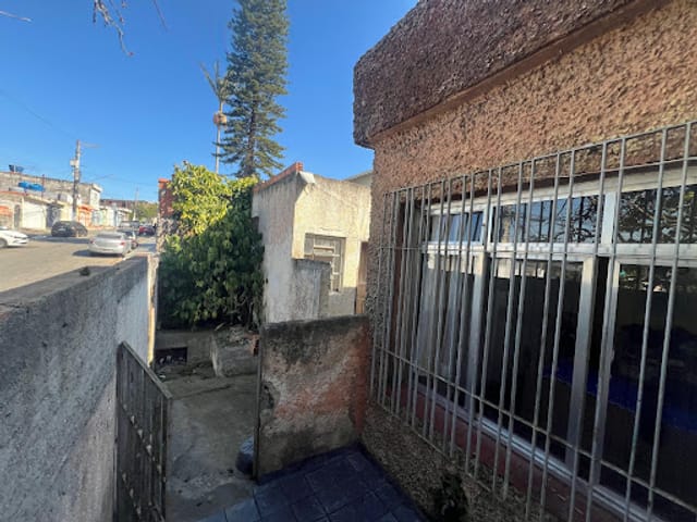 Casa com 250m² 3 quartos e 2 banheiros, à venda, no bairro Jardim Aracati em São Paulo