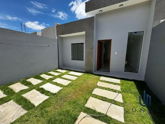 Casa 2 quartos e 2 banheiros, à venda, no bairro Santa Rita do Zarur em Volta Redonda