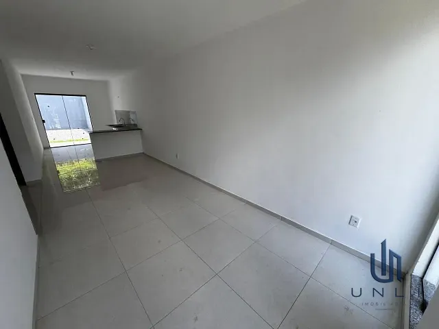 Casa 2 quartos e 2 banheiros, à venda, no bairro Santa Rita do Zarur em Volta Redonda