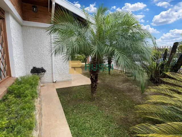 Casa com 675m² 4 quartos e 3 banheiros, à venda, no bairro Jardim Esplanada em São José dos Campos