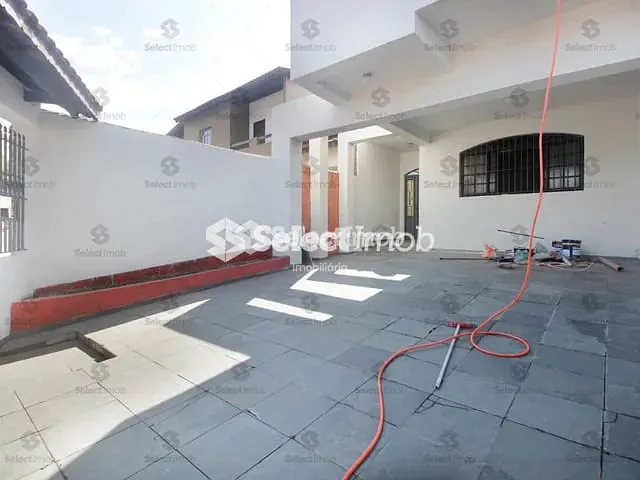 Casa com 158m² 3 quartos e 3 banheiros, à venda, no bairro Vila Assis Brasil em Mauá
