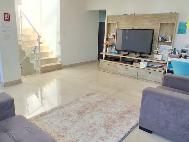 Foto do Casa - Excelente e aconchegante  casa à venda com 4 suítes com 440m², no Condominio Brisas, Mogi das Cruzes, SP | Thiago Imóveis