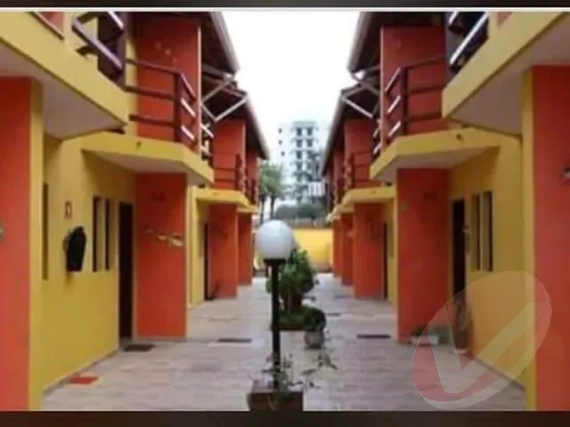 Casa com 107m² 2 quartos e 2 banheiros, à venda, no bairro Vila Atlantica em Mongaguá