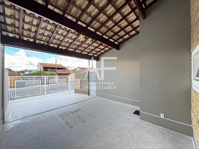 Casa com 250m² 3 quartos e 3 banheiros, à venda, no bairro Parque Esperança em Taubaté