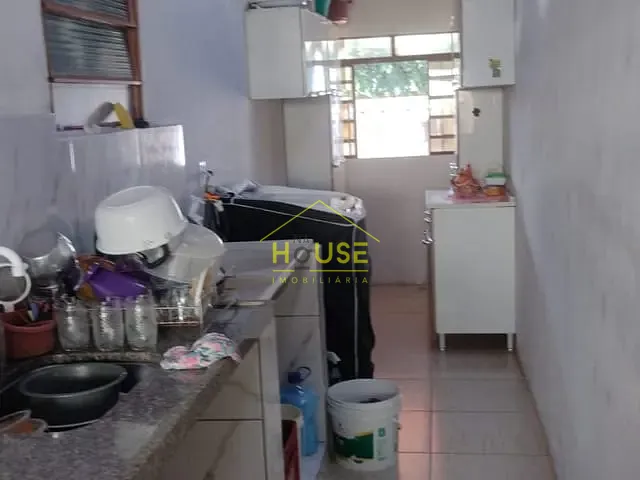 Casa com 180m² 3 quartos e 1 banheiro, à venda, no bairro Conjunto Habitacional Sonho Meu em Votuporanga
