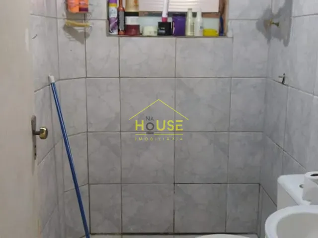 Casa com 180m² 3 quartos e 1 banheiro, à venda, no bairro Conjunto Habitacional Sonho Meu em Votuporanga