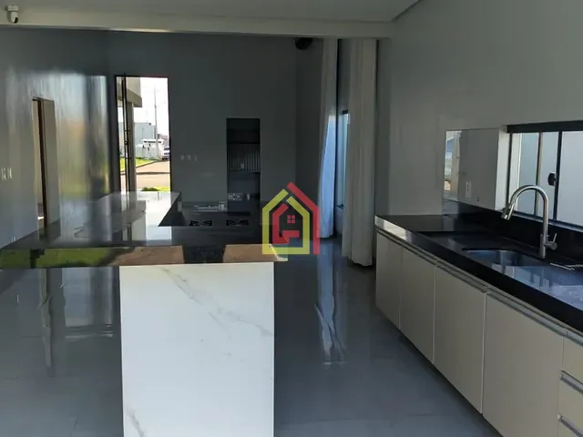 Casa 3 quartos e 3 banheiros, à venda, no bairro MIrante Riviera em Marabá