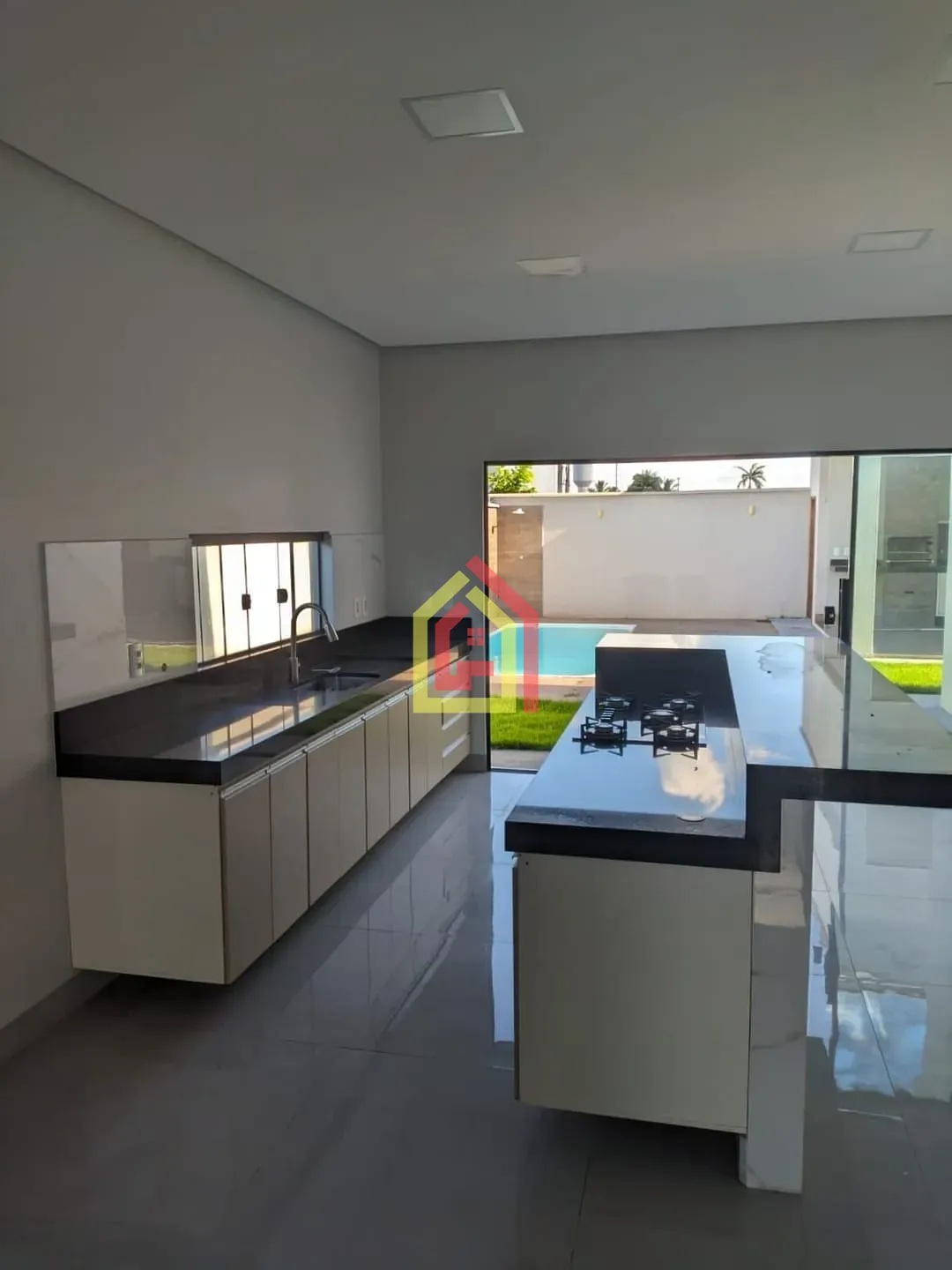 Casa à venda com 3 quartos, 3 suítes, 2 vagas e 210m² no MIrante Riviera, Marabá (PA) — foto 3 de 9